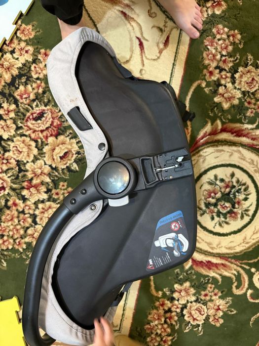 Avto kreslo detiskiy moshinaga