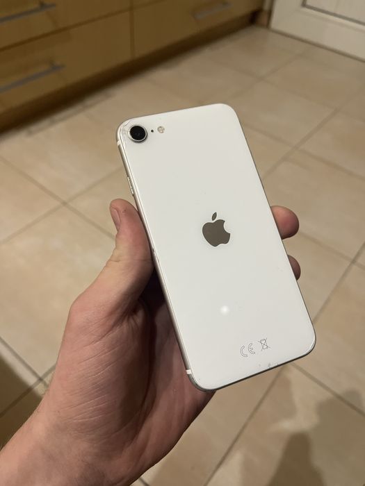 Айфон 12 + допом отдам се