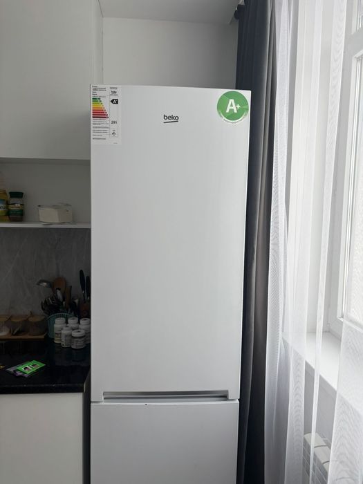 Продам холодильник beko