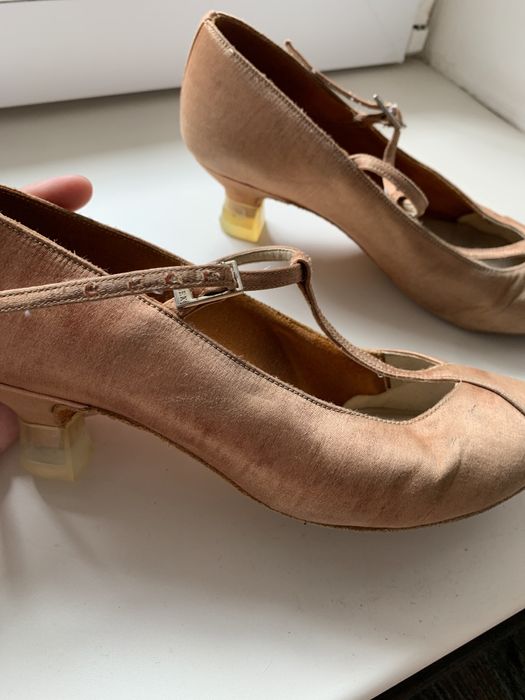 Бальные туфли в нормальном состоянии