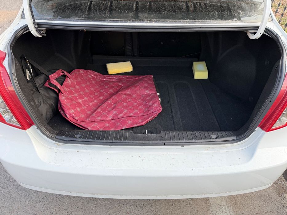 Автомобил Жентра