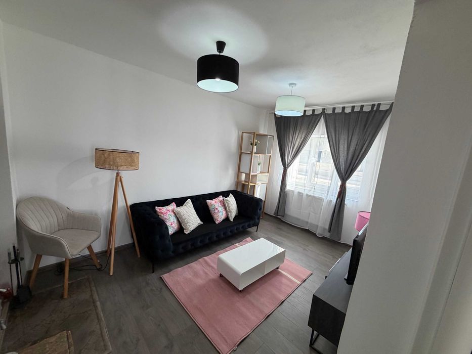 Casa de vanzare la pret de apartament