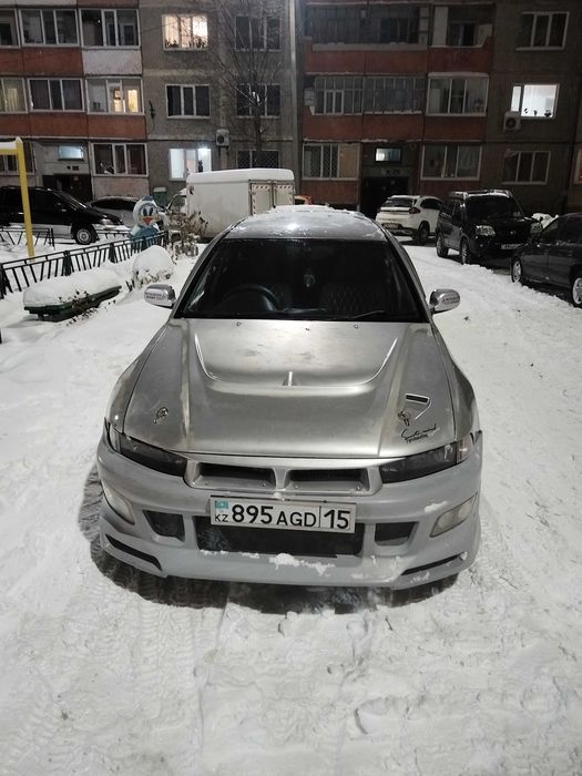 Продам авто митсубиши легнум GDI 2.4