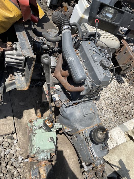 Мерседес D609 D711 D809 двигатель ОМ364 с Европы