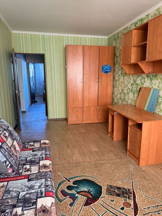 Срочно продам 3х,Васильковка,71кв