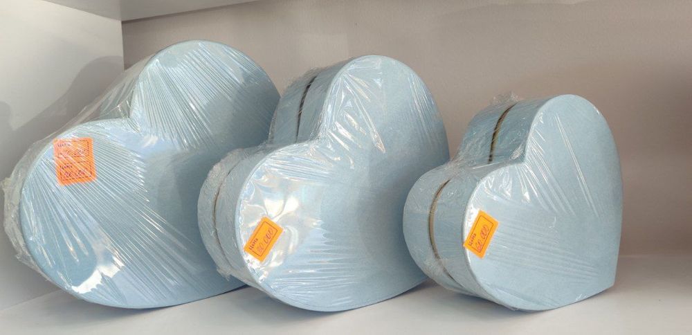 Подарочные коробки бархатные