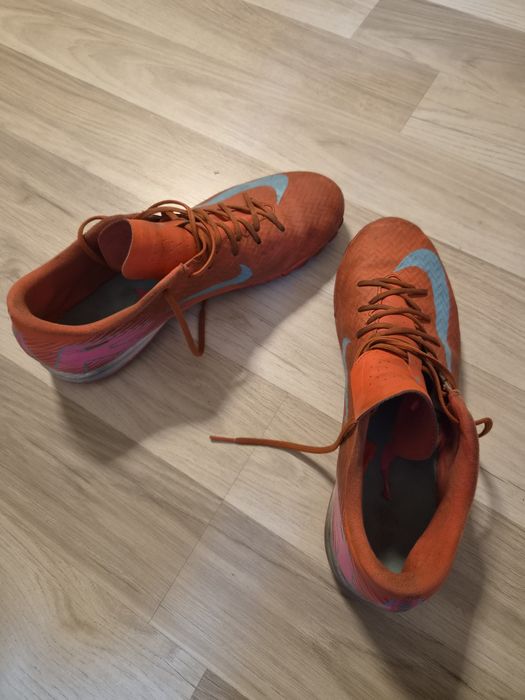 Стоножки Nike перфектни
