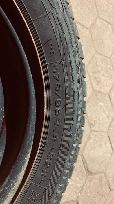 продам шины с дисками