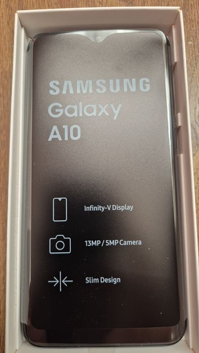 Samsung Galaxy A10 – чисто нов, пълен комплект