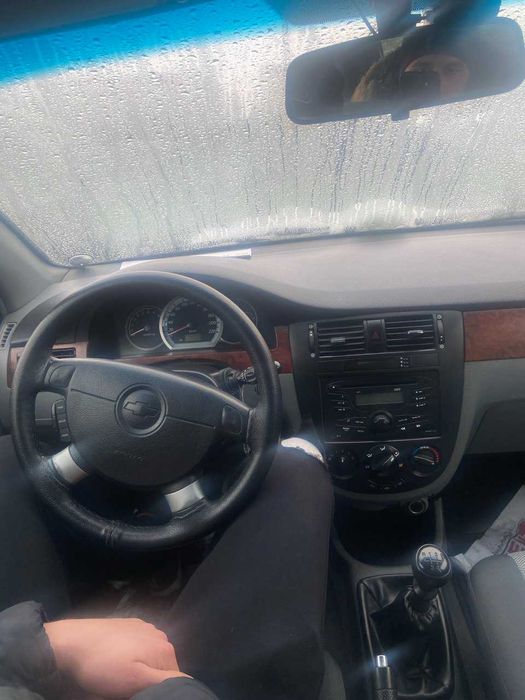 Gentra 2016 kraska kreloda bor hech qanaqa udar yemagan toza moshina