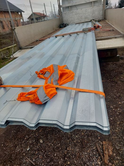 Vând tablă cutată H 35,zincată