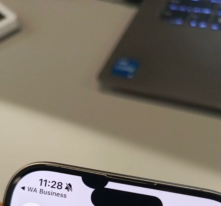 Iphone 15 pro 128 titanium