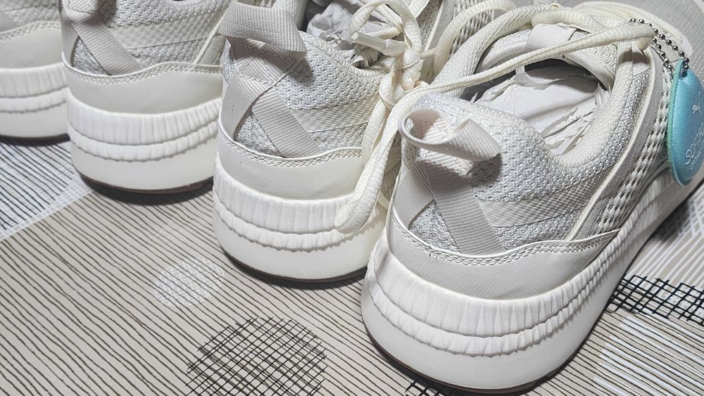 4,чифта Кожени  Adidas Running Course . Energeen pus