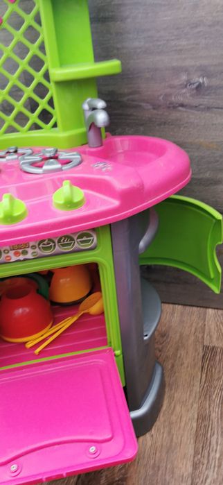 Продам кухню детскую