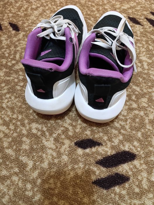 Маратонки Adidas