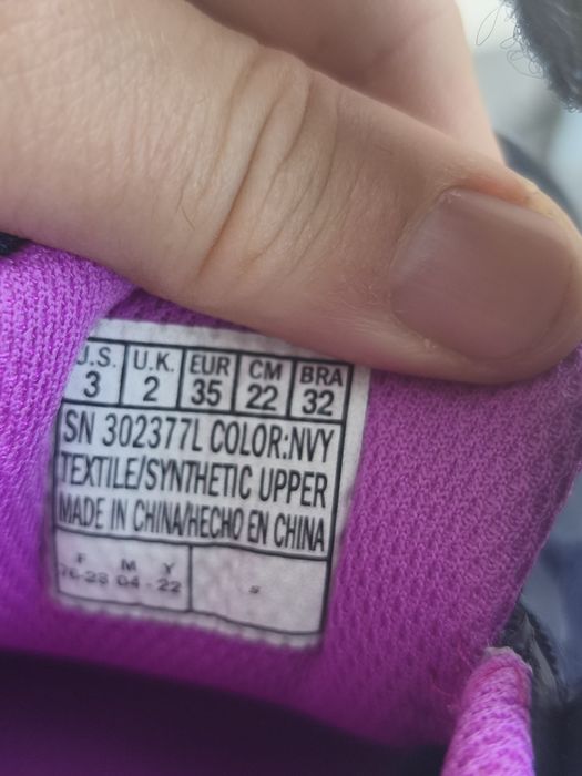 Маратонки Skechers за момиче 34 и 35 номер