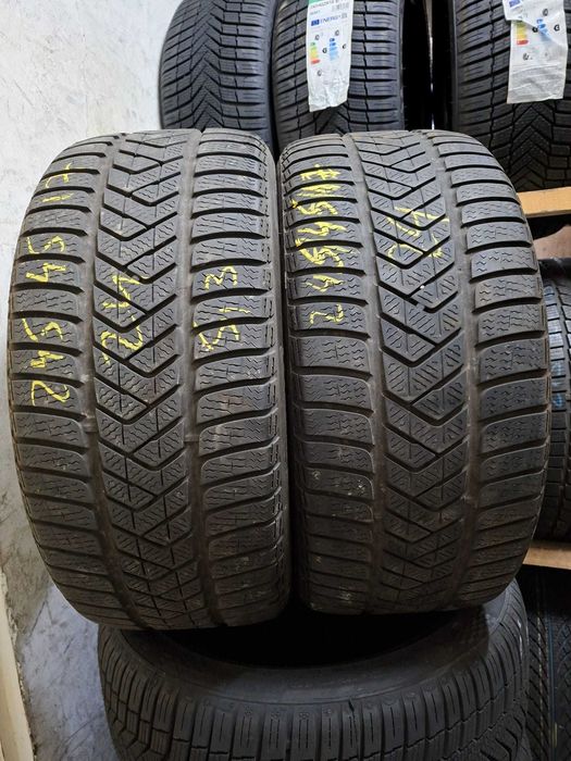 2 anvelope 245/45 R17 Pirelli - Vandute !