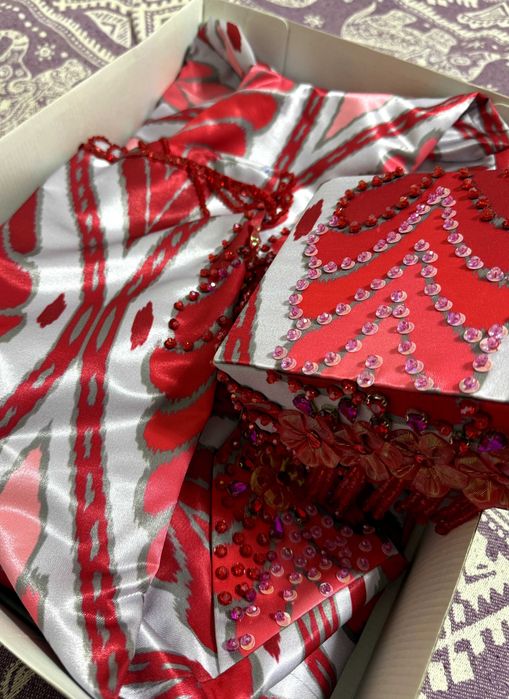 Срочно продам платья для невест новое речная работа