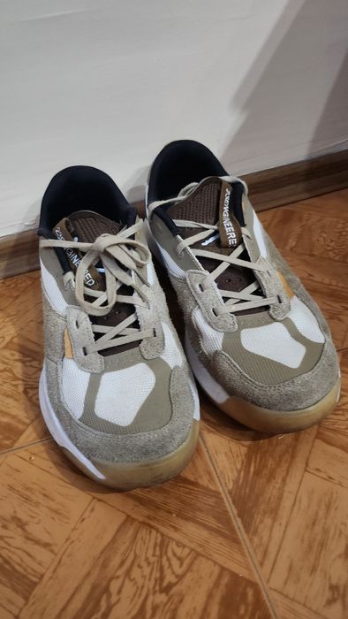 Nike Jordan Air 200E