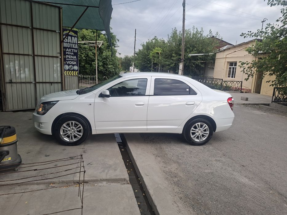 Cobilt yangi yaqinda salondan chiqarganman