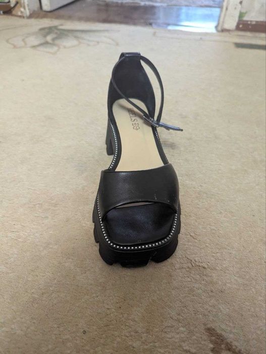 Женские лоферы б/у 39 размер