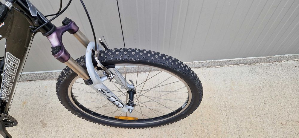 Алуминиев велосипед SPECIALIZED колело 26"