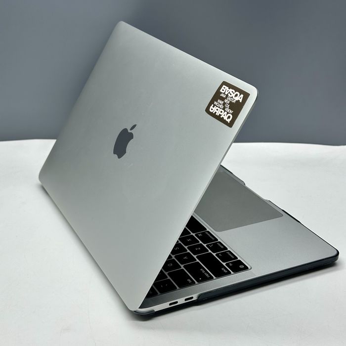 MacBook Pro 13” M1 | 8GB RAM | 512GB SSD | Touch Bar