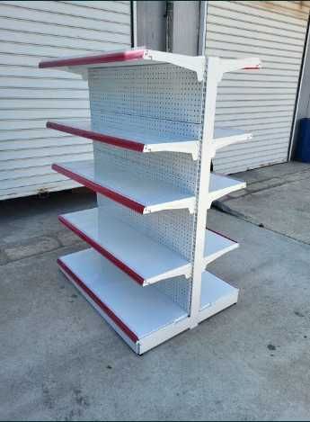 Почти нови търговски стелажи - остров