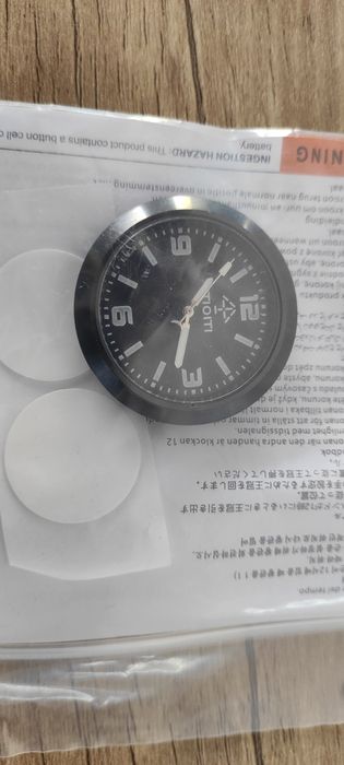 Часы для авто ( кварцевые)