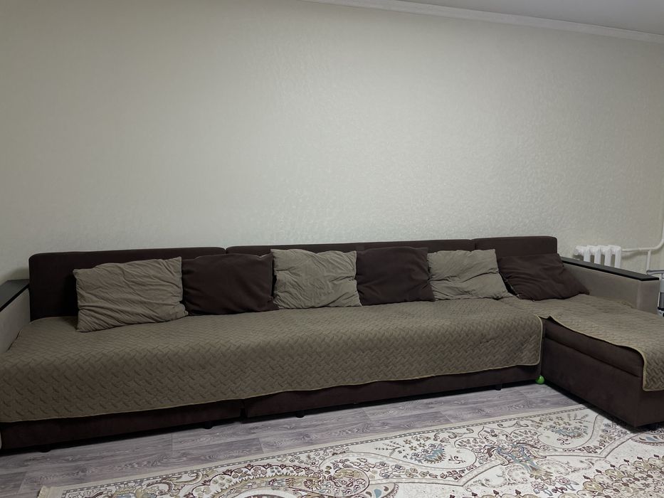 Продам большой диван