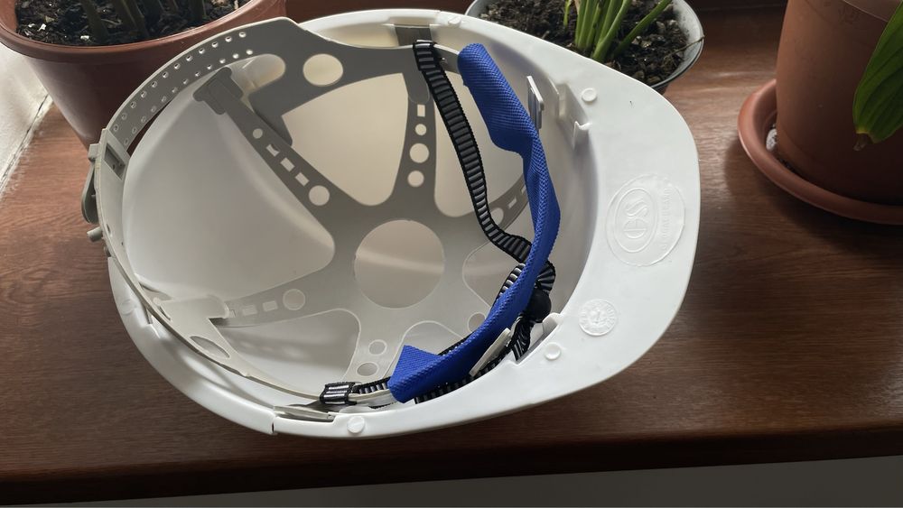 Каска строительная