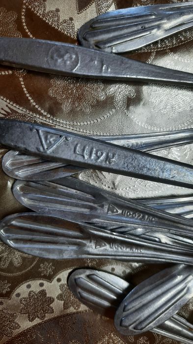 Алюминиевые ложки продам новые.