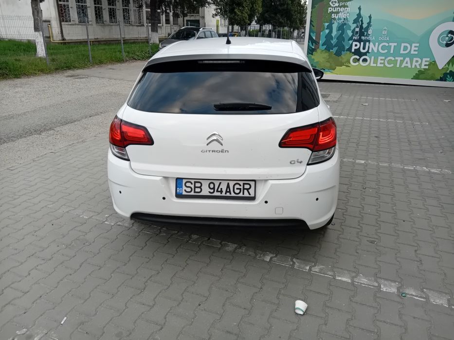 Citroen C4 2016.
