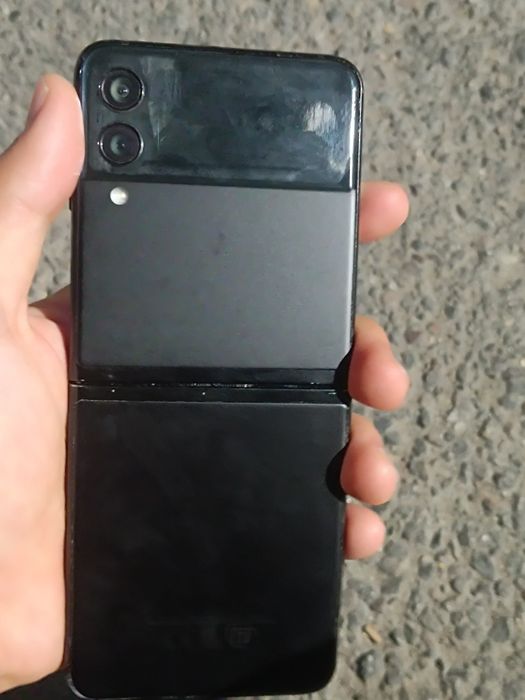 Samsung Z Flip3  256gb