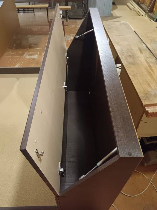 Продам 2-х спальную кровать