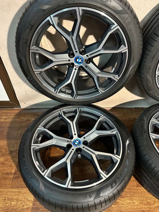 Jante originale BMW X5 G05, X6 G06 pe 21 M echipare vara.