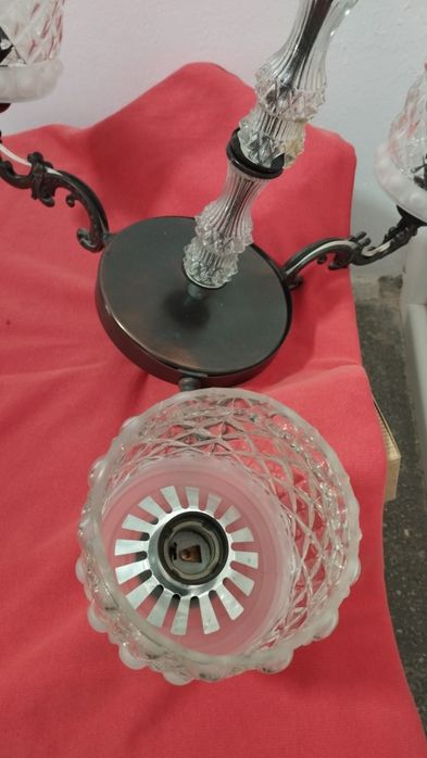 Candelabru cu trei brațe