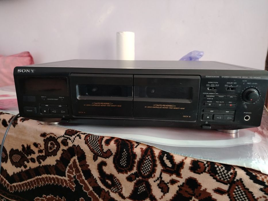 Vând dublu deck sony