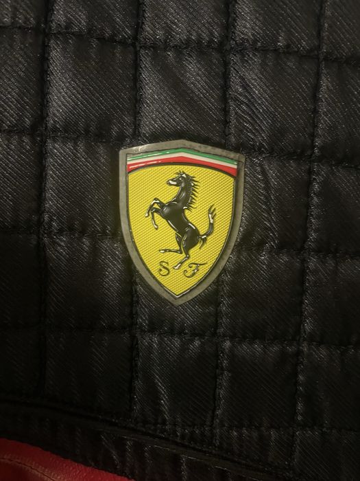 Puma yengil kurtka razmer S