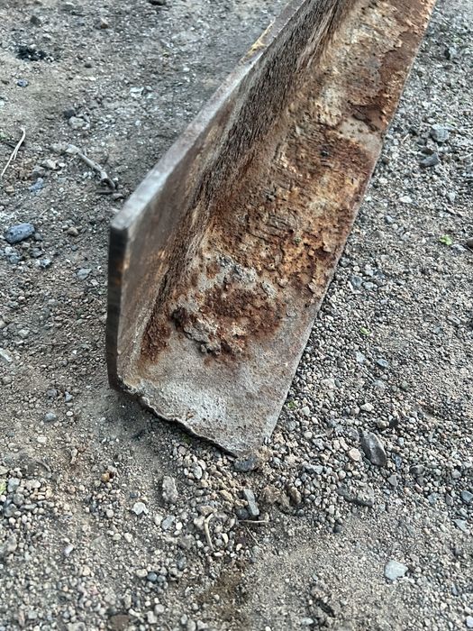 Балка для крышы или стойки