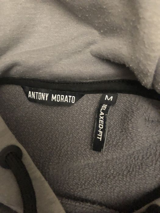 Оригинален суичър размер М