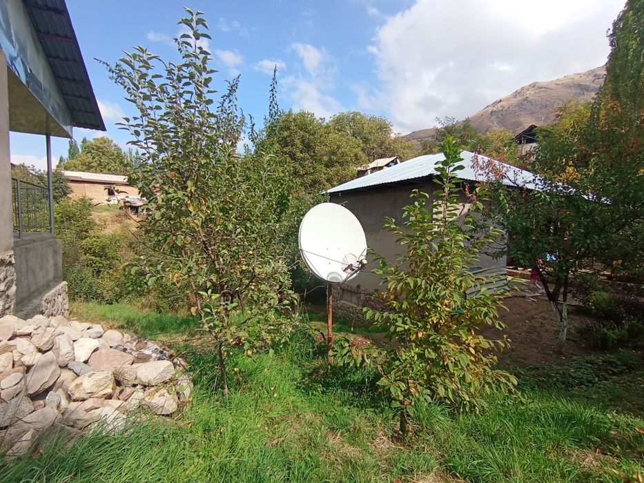 Продаётся дом в чимган 12 соток