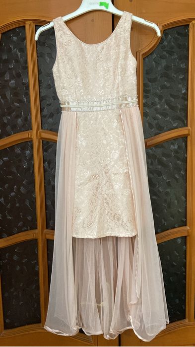 Продам платье для девочек