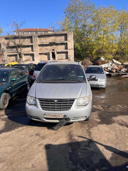 Крайслер Воаяджър 2,8 дизел 2005 година на части