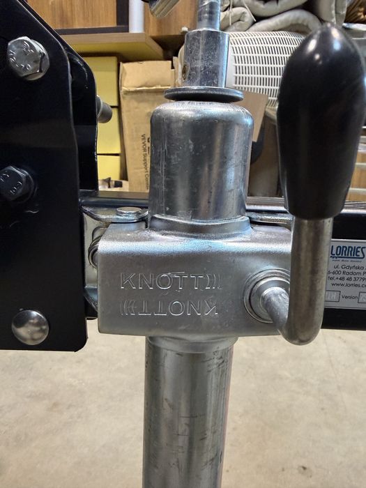 Roată de susținere KNOTT TK48 150 kg 48 mm 480-700 mm