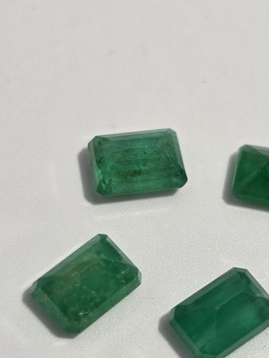 Изумруд 4.91 карат