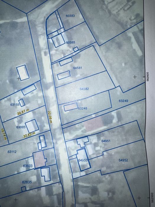 Teren 800 mp intravilan Magura cu toate utilitatile