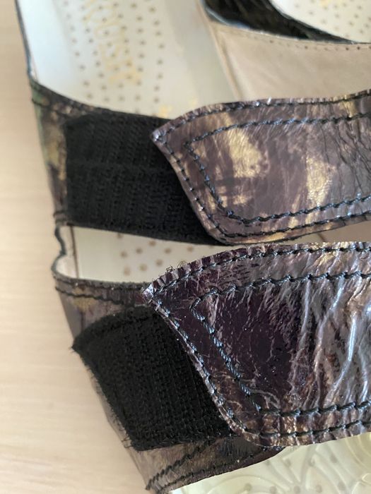 шлепанцы босоножки