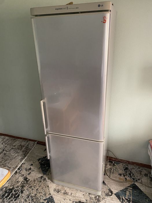 Холодильник LG 185 см