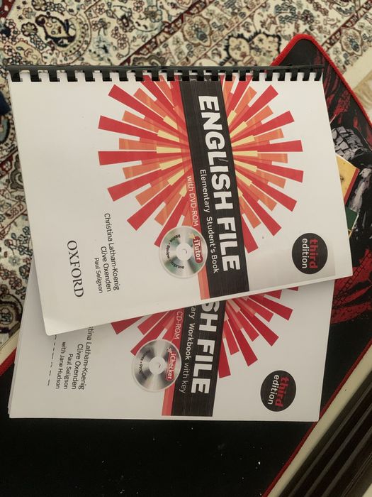 ENGLISH FILE Elementary Student’s book third edition
